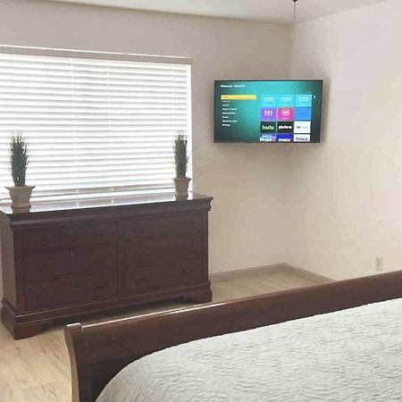 Spacious Getaway! Pool, Spa, Sleeps 9 Lake Havasu City Eksteriør billede