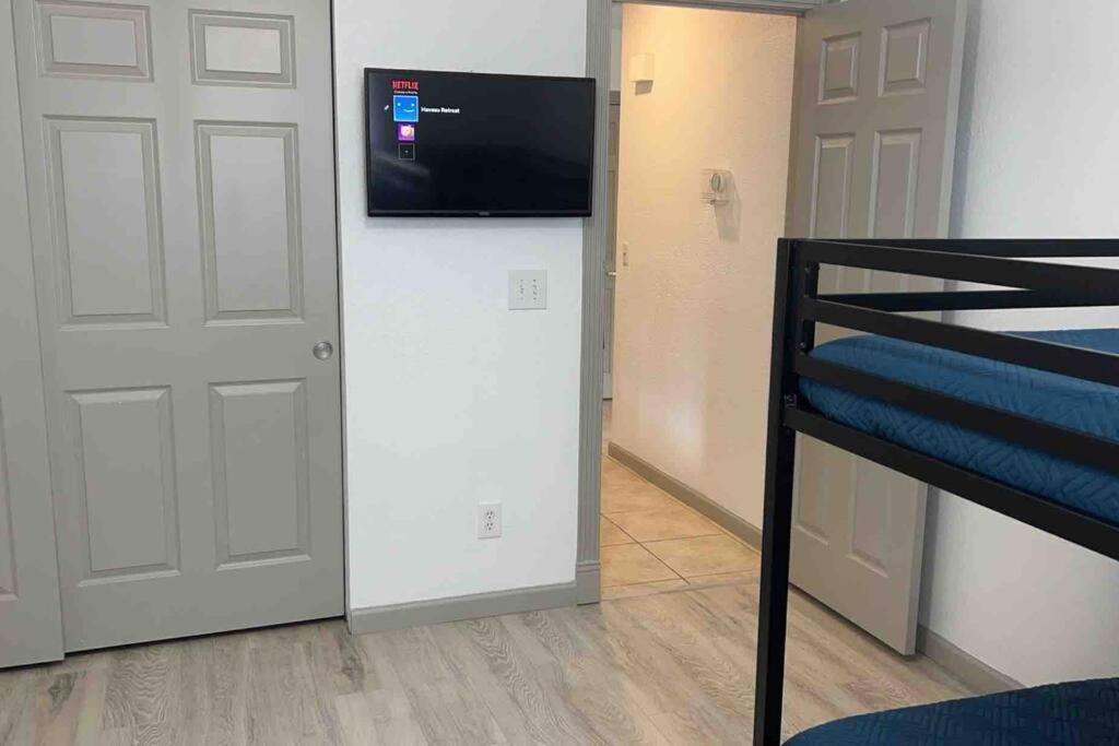 Spacious Getaway! Pool, Spa, Sleeps 9 Lake Havasu City Eksteriør billede